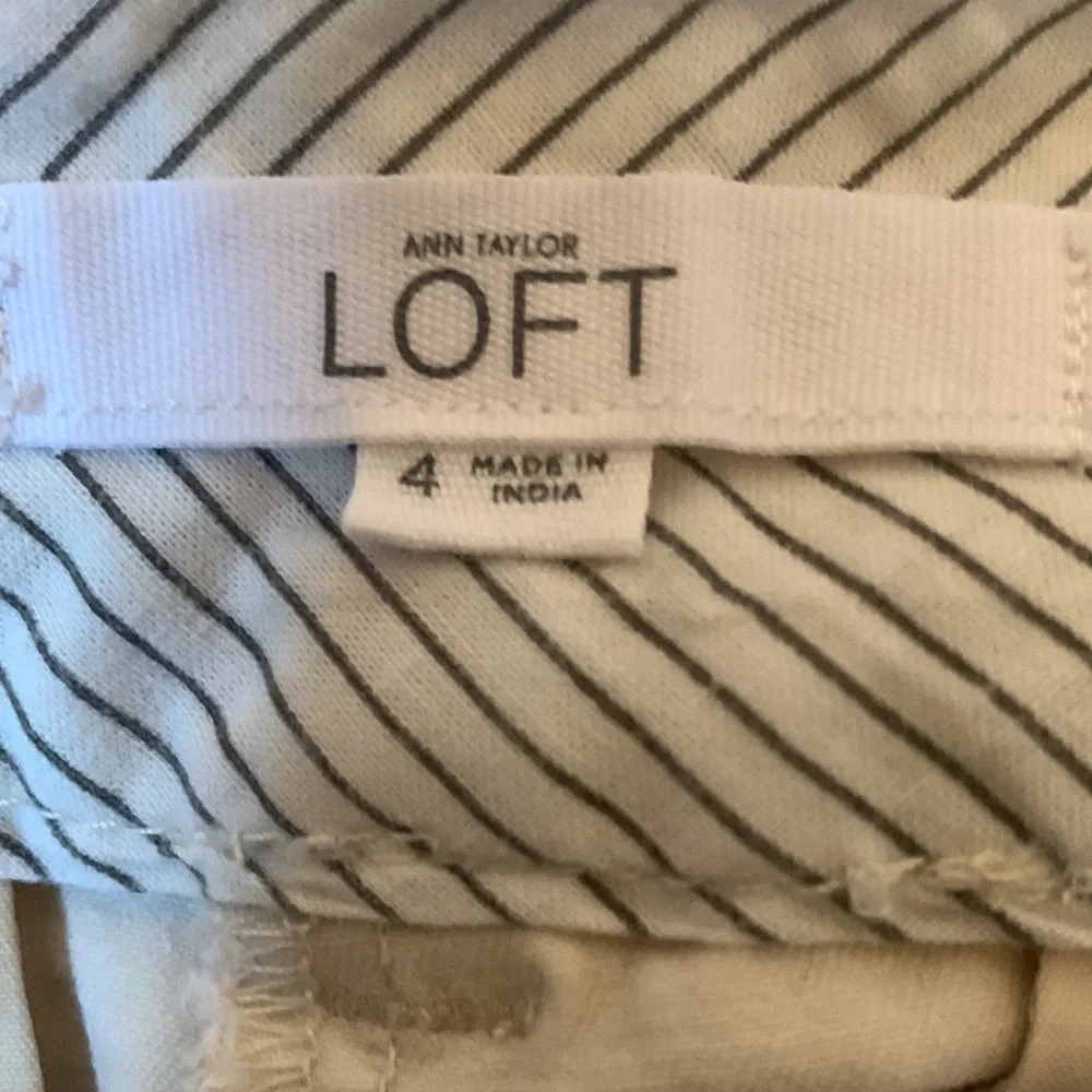 Loft Beige Bermuda Shorts - Picture 6 of 7
